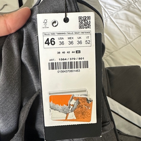 Zara Gray Dress Pants with Classic Straight-Leg Cut - Picture 3 of 3